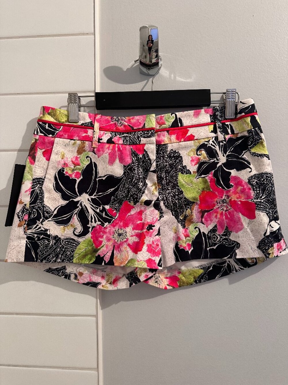 Marciano Floral Shorts Size 6